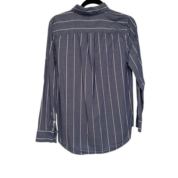 Banana Republic blue w/ white stripes button up - Picture 2 of 6
